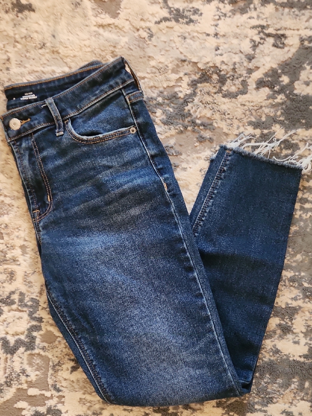 Old Navy Dark Blue Mid-Rise Women's Rockstar Super Skinny Jeans